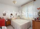 Wiederverkauf - WOHNUNG -
TORREVIEJA - Torreblanca