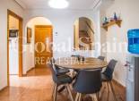 Wederverkoop - HUIS -
VISTABELLA GOLF  - Entre Naranjos