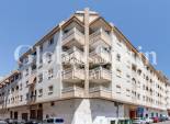 Resale - APARTMENT -
TORREVIEJA - Center