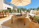 Nueva construcción  - VILLA -
BAÑOS Y MENDIGO - Altaona Golf