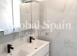 Wederverkoop - VILLA -
BENIJÓFAR - Costa Blanca