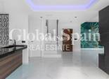 Wederverkoop - VILLA -
TORREVIEJA - Torreta Florida