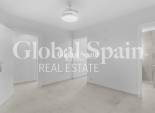 Revente - APPARTEMENT -
TORREVIEJA - Playa del Acequión
