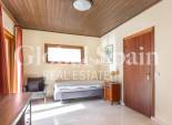 Wederverkoop - VILLA -
ORIHUELA COSTA - Costa Blanca