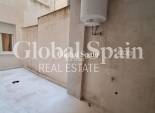 Revente - APPARTEMENT -
TORREVIEJA - Acequion