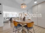 Wiederverkauf - WOHNUNG -
TORREVIEJA - Playa del Cura