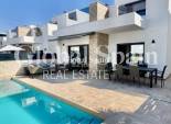 Resale - VILLA -
BENIJÓFAR - Costa Blanca