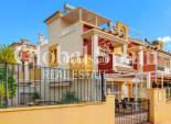 Revente - MAISON -
ORIHUELA COSTA - VILLAMARTÍN