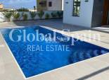 Venta - VILLA -
TORREVIEJA - LOS BALCONES - LOS ALTOS