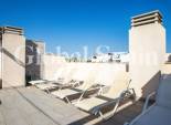 Revente - APPARTEMENT -
ORIHUELA COSTA - VILLAMARTÍN