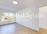 Venta - APARTAMENTO -
ORIHUELA COSTA - VILLAMARTÍN