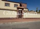 Odsprzedaż - WILLA  -
TORREVIEJA - 