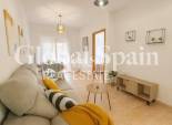 Resale - APARTMENT -
TORREVIEJA - Parque de las Naciones