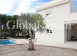 Resale - VILLA -
CIUDAD QUESADA