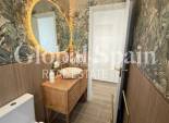 Wederverkoop - APPARTEMENT -
TORREVIEJA - Costa Blanca