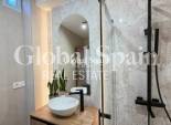 Wederverkoop - PENTHOUSE -
TORREVIEJA - Playa del Cura