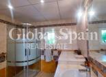 Resale - HOUSE -
LA MARINA - Costa Blanca