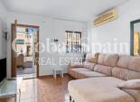 Resale - House -
TORREVIEJA - La Siesta