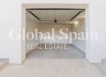 Odsprzedaż - WILLA  -
TORREVIEJA - 