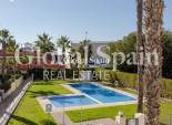 Revente - APPARTEMENT -
ORIHUELA COSTA - Costa Blanca