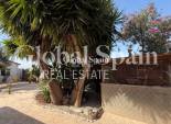 Resale - HOUSE -
LA MARINA - Elche / Elx