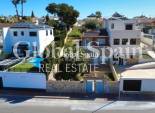 Venta - VILLA -
TORREVIEJA - LOS BALCONES - LOS ALTOS