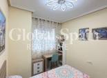 Revente - APPARTEMENT -
TORREVIEJA - Playa del Cura