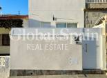 Resale - HOUSE -
TORREVIEJA - Costa Blanca