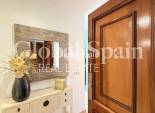 Revente - APPARTEMENT -
TORREVIEJA - Paseo maritimo
