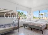 Wederverkoop - VILLA -
CIUDAD QUESADA