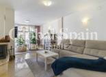 Resale - HOUSE -
TORREVIEJA - Los Frutales/ La Rosaleda