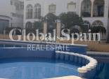 Wederverkoop - APPARTEMENT -
TORREVIEJA - La Mata