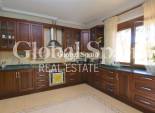 Wederverkoop - VILLA -
CIUDAD QUESADA