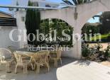 Wiederverkauf - VILLA -
TORREVIEJA - La Siesta