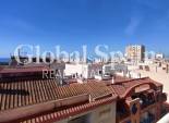 Wederverkoop - PENTHOUSE -
TORREVIEJA - Paseo maritimo