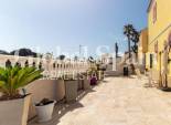 Resale - HOUSE -
ORIHUELA COSTA - La Regia