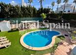 Resale - VILLA -
VILLAMARTÍN - Costa Blanca