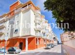 Wederverkoop - APPARTEMENT -
TORREVIEJA - La Mata pueblo