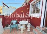 Resale - HOUSE -
ORIHUELA COSTA - VILLAMARTÍN