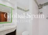 Wederverkoop - APPARTEMENT -
TORREVIEJA - Playa de los locos
