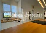 Resale - VILLA -
ORIHUELA - Inland