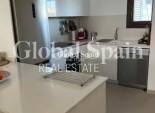 Wederverkoop - APPARTEMENT -
SAN PEDRO DEL PINATAR - CENTRO