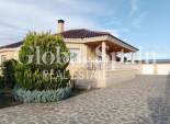 Revente - VILLA -
ORIHUELA - LOS DESEMPARADOS