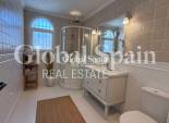 Wederverkoop - VILLA -
TORREVIEJA - Costa Blanca