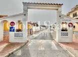 Wiederverkauf - VILLA -
TORREVIEJA - LOS BALCONES - LOS ALTOS