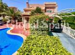 Revente - VILLA -
TORREVIEJA - LOS BALCONES - LOS ALTOS