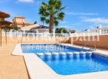 Wiederverkauf - HAUS -
ORIHUELA COSTA - La Zenia