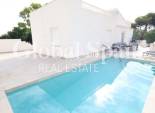 Odsprzedaż - WILLA  -
TORREVIEJA - 