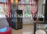 Wiederverkauf - VILLA -
TORREVIEJA - La Siesta
