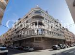 Revente - APPARTEMENT -
TORREVIEJA - Playa del Cura